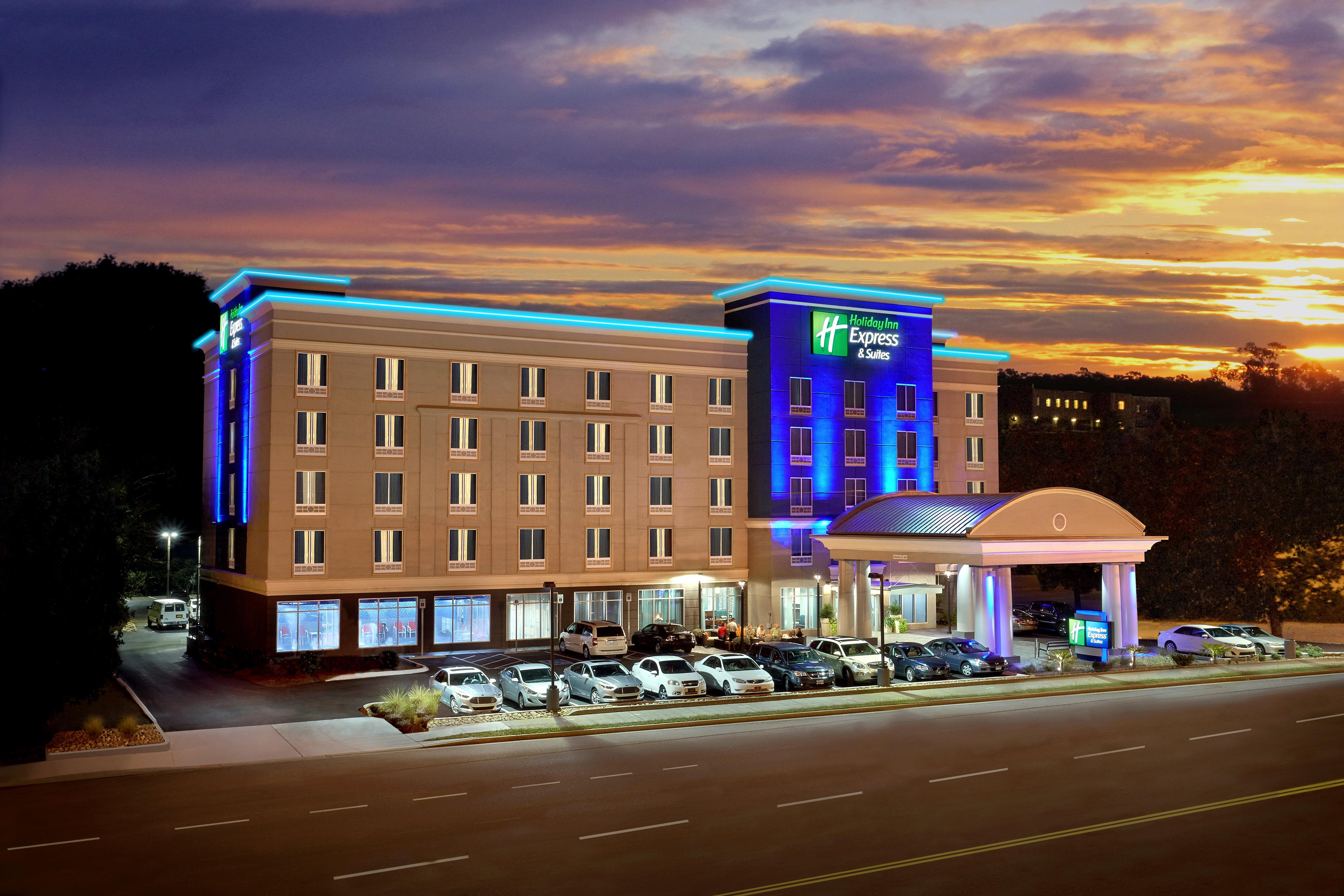 Holiday Inn Express Hotel & Suites Knoxville, An Ihg Hotel Exterior foto